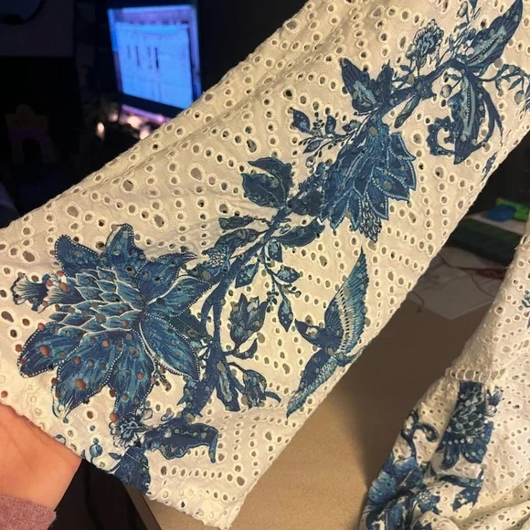 FARM RIO ARARA FLORAL EYELIT MAXI DRESS. - Picture 4 of 5